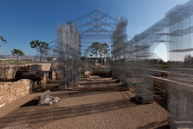Gli intrecci metallici di Edoardo Tresoldi