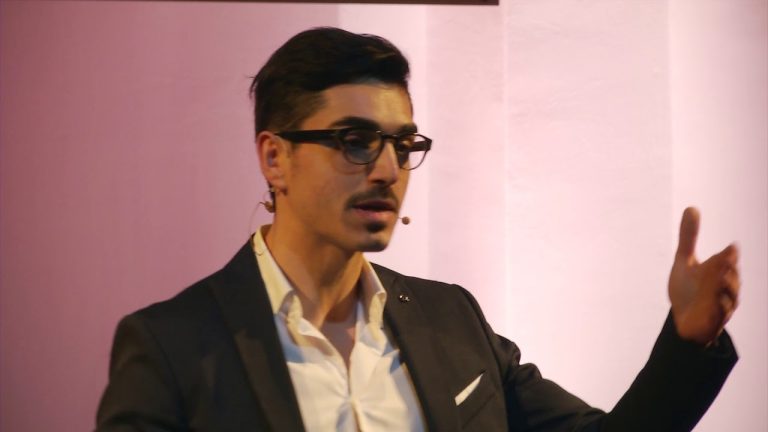 Intelligenza Aumentata nell’era della Realtà Artificiale